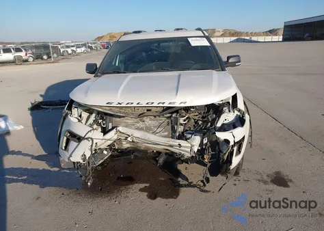 2018 Ford Explorer Xlt z USA, uszkodzony, nr VIN 1FM5K8D80JGA19246